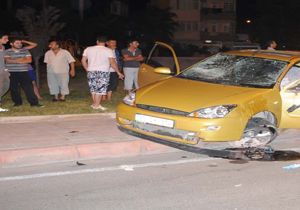 Antalya da kaza: 2 ölü, 4 yaralı